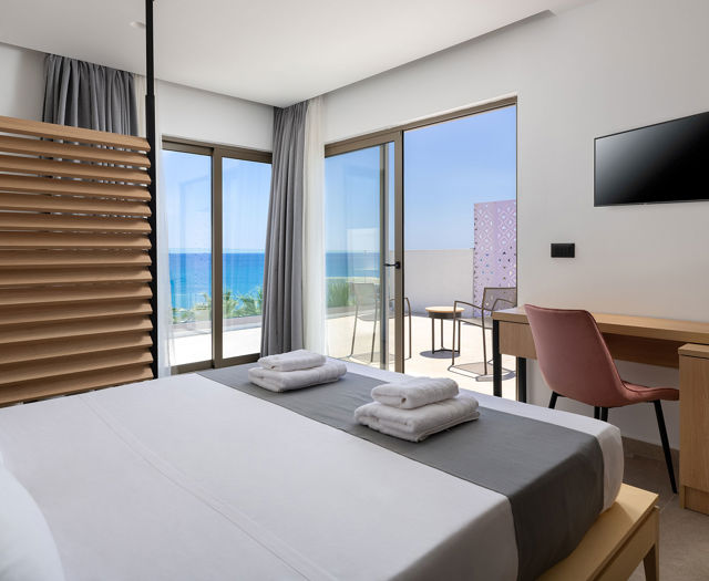 PRL Double Panoramic Sea View 1