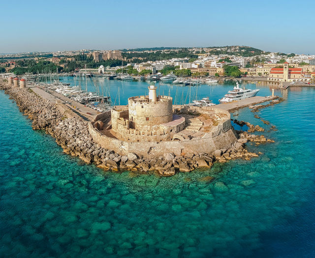 Rhodes Island Paralos Lifestyle 2